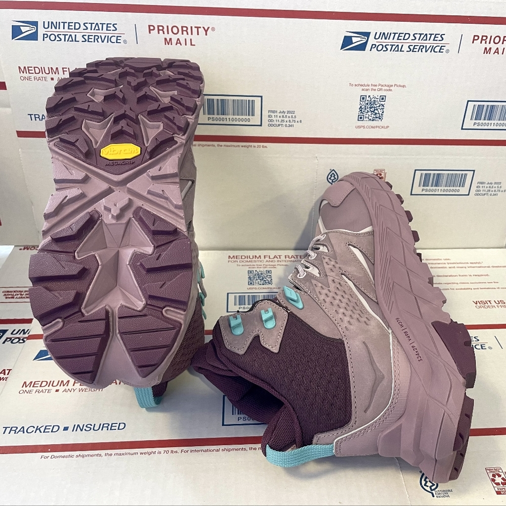 Hoka One One Anacapa Gore-Tex Mid Vibram Hiking Boots Shoes Elderberry Grape - Picture 3 of 15